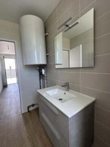 Louer Maison Givre 645 euros