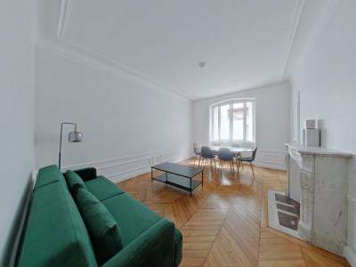 For rent Paris-16eme-arrondissement 3 rooms 77 m2 Paris (75016) photo 0