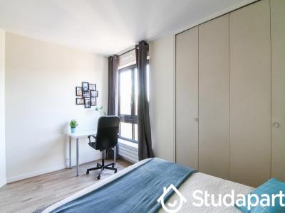 Louer Appartement Rueil-malmaison 770 euros