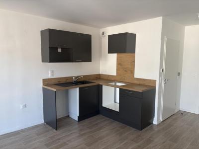 For rent Deville-les-rouen 3 rooms 64 m2 Seine maritime (76250) photo 3