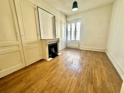 For rent Lyon-7eme-arrondissement 2 rooms 57 m2 Rhone (69007) photo 0