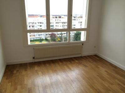 Louer Appartement Lyon-7eme-arrondissement 945 euros