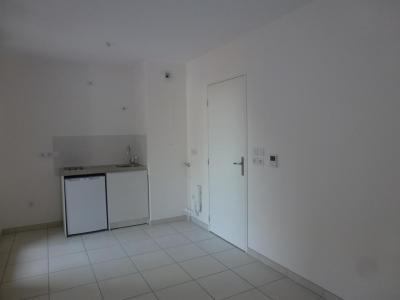 Louer Appartement Lyon-8eme-arrondissement 627 euros