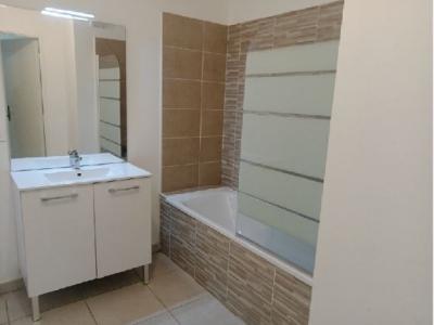 Annonce Location 3 pi�ces Appartement Robion 84