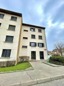 For rent Pelussin 4 rooms 84 m2 Loire (42410) photo 0