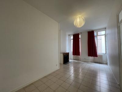 For rent Lyon-1er-arrondissement 1 room 42 m2 Rhone (69001) photo 0