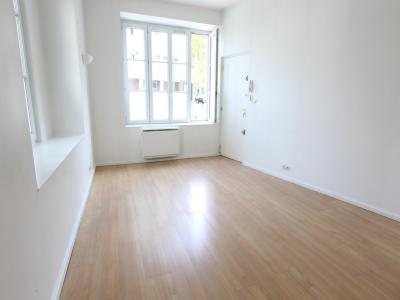 For rent Nantes 2 rooms 37 m2 Loire atlantique (44000) photo 0