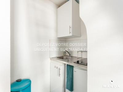 Louer Appartement 12 m2 Paris-15eme-arrondissement