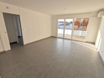 For rent Pontet 2 rooms 50 m2 Vaucluse (84130) photo 0