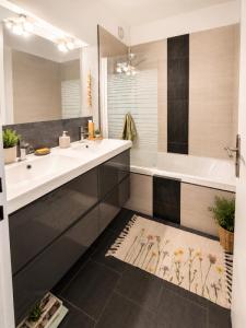 Louer Appartement Marseille-11eme-arrondissement Bouches du Rhone