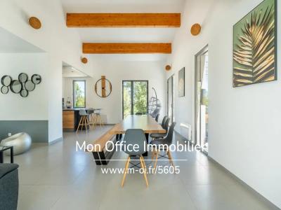 For sale Trets 5 rooms 220 m2 Bouches du Rhone (13530) photo 3