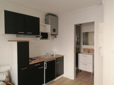 For rent Lyon-8eme-arrondissement 1 room 15 m2 Rhone (69008) photo 0
