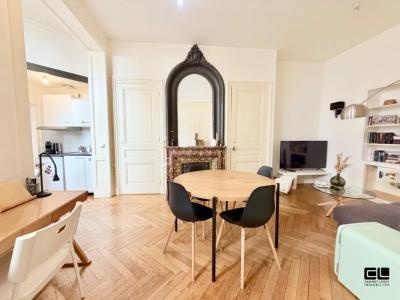 For sale Lyon-2eme-arrondissement 2 rooms 41 m2 Rhone (69002) photo 2