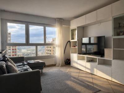 For rent Issy-les-moulineaux 3 rooms 72 m2 Hauts de Seine (92130) photo 2