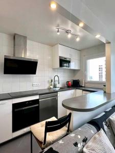 For rent Issy-les-moulineaux 3 rooms 72 m2 Hauts de Seine (92130) photo 3
