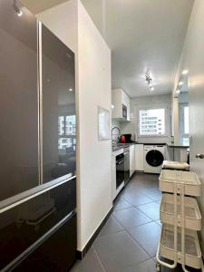 For rent Issy-les-moulineaux 3 rooms 72 m2 Hauts de Seine (92130) photo 4
