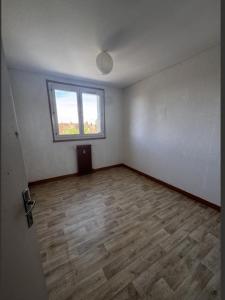 Louer Appartement Formerie 587 euros