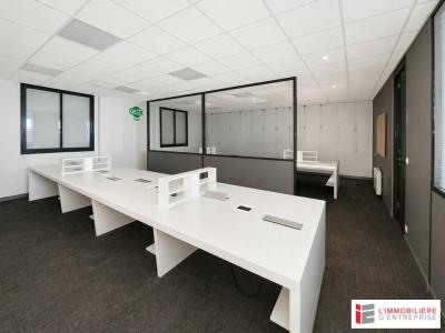 For sale Pace 305 m2 Ille et vilaine (35740) photo 0