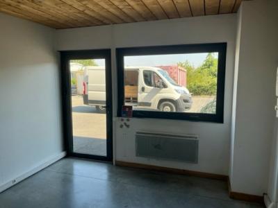 Louer Commerce Bassens 61608 euros