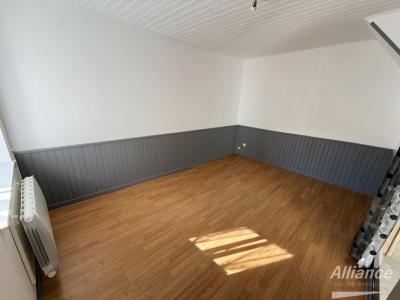 For rent Etouvans 2 rooms 45 m2 Doubs (25260) photo 4