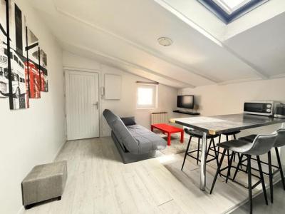 Louer Appartement 26 m2 Rochelle