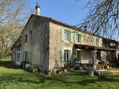 For sale Villefagnan 5 rooms 150 m2 Charente (16240) photo 0