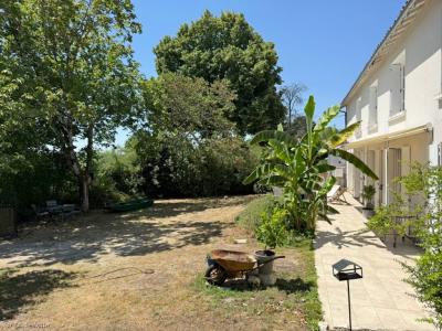 For sale Nanteuil-en-vallee 8 rooms 216 m2 Charente (16700) photo 2
