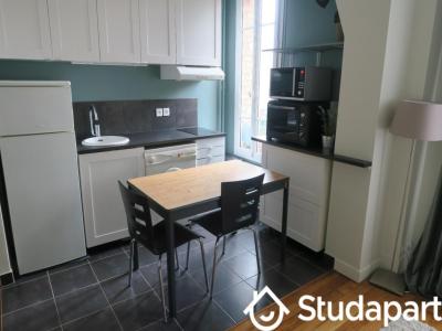 Louer Maison 32 m2 Asnieres-sur-seine