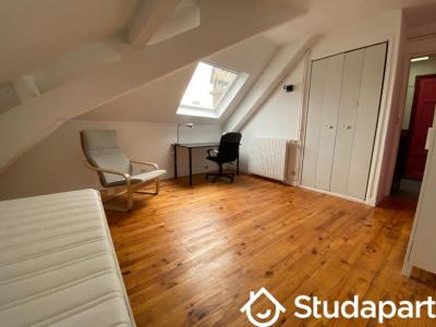 Louer Appartement Saint-etienne 320 euros