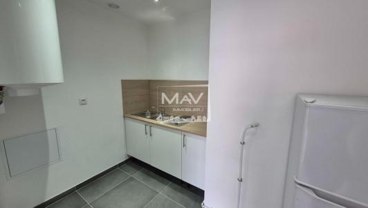 Louer Local commercial Lille 19200 euros