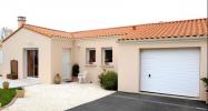 For rent House Valreas  90 m2 4 pieces