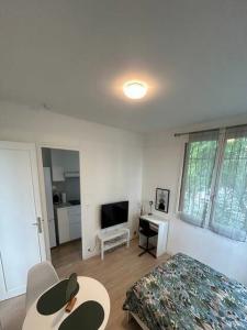 Louer Appartement Thiais 980 euros