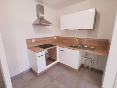 Louer Appartement 45 m2 Villeneuve-les-avignon