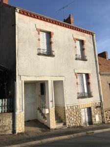 Annonce Location 4 pi�ces Maison Buxieres-les-mines 03
