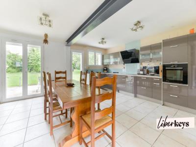 For sale Sautron 5 rooms 141 m2 Loire atlantique (44880) photo 1