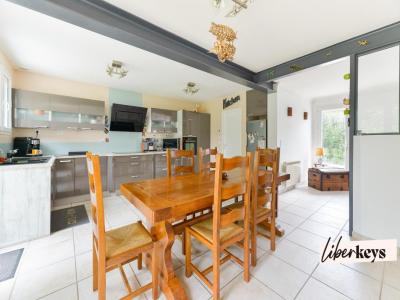 For sale Sautron 5 rooms 141 m2 Loire atlantique (44880) photo 4