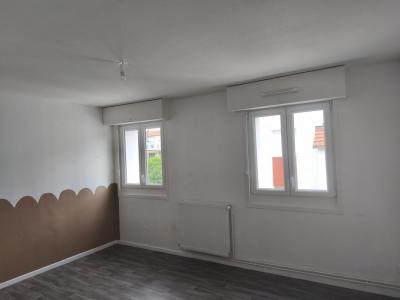 Louer Appartement Petite-rosselle 594 euros