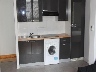 For rent Bordeaux 2 rooms 28 m2 Gironde (33000) photo 0