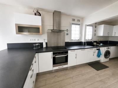 For sale Montgeron 5 rooms 90 m2 Essonne (91230) photo 2