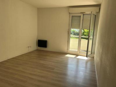 For rent Nimes 1 room 22 m2 Gard (30000) photo 0
