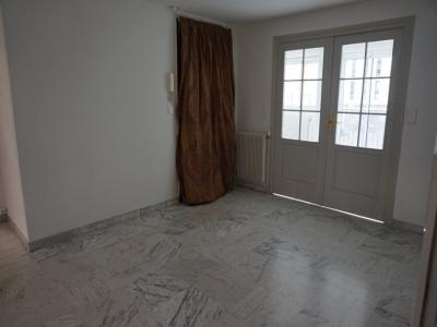 For rent Lyon-6eme-arrondissement 4 rooms 112 m2 Rhone (69006) photo 1