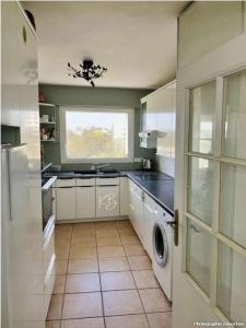 For sale Montigny-le-bretonneux 105 m2 Yvelines (78180) photo 3