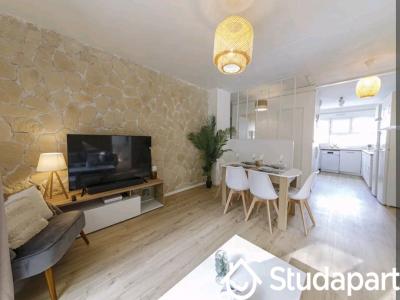 Louer Appartement 10 m2 Laval