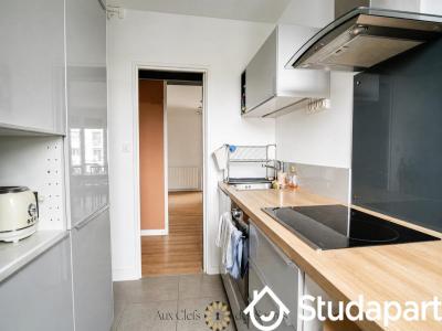 Louer Appartement 77 m2 Reims
