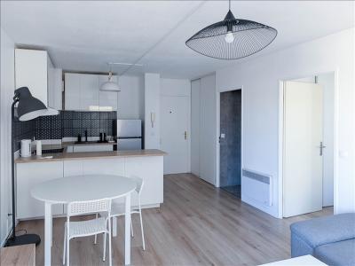 Louer Appartement 39 m2 Marseille-8eme-arrondissement