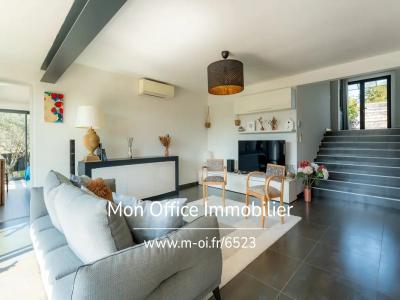 For sale Velaux 5 rooms 130 m2 Bouches du Rhone (13880) photo 3