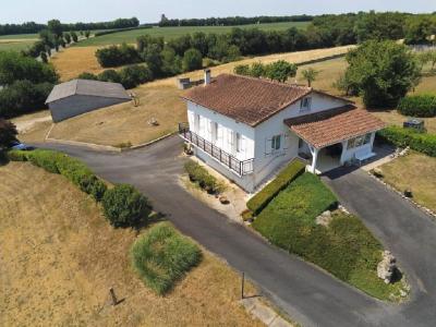 For sale 6 rooms 122 m2 Charente (16240) photo 0