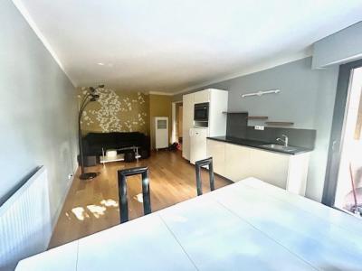 For rent Levallois-perret 3 rooms 51 m2 Hauts de Seine (92300) photo 0