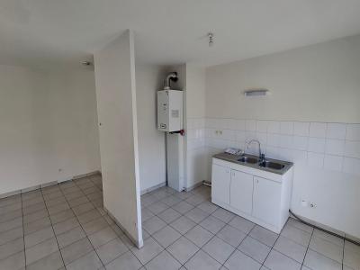 For sale Lyon-7eme-arrondissement 3 rooms 59 m2 Rhone (69007) photo 2