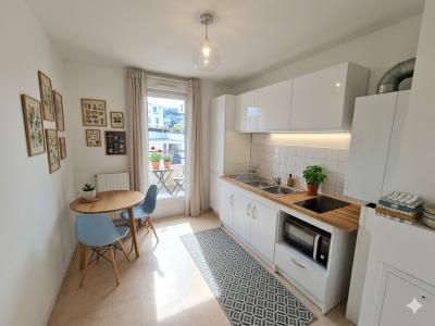 For sale Lyon-7eme-arrondissement 3 rooms 75 m2 Rhone (69007) photo 1